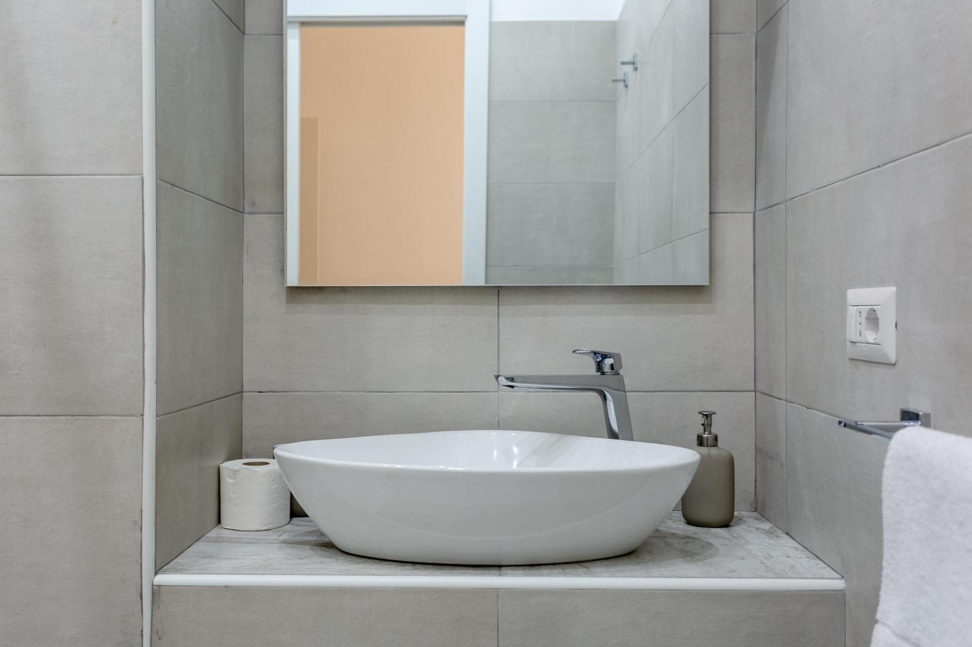 Apt Rome 5 Bdrms Ngoại thất bức ảnh